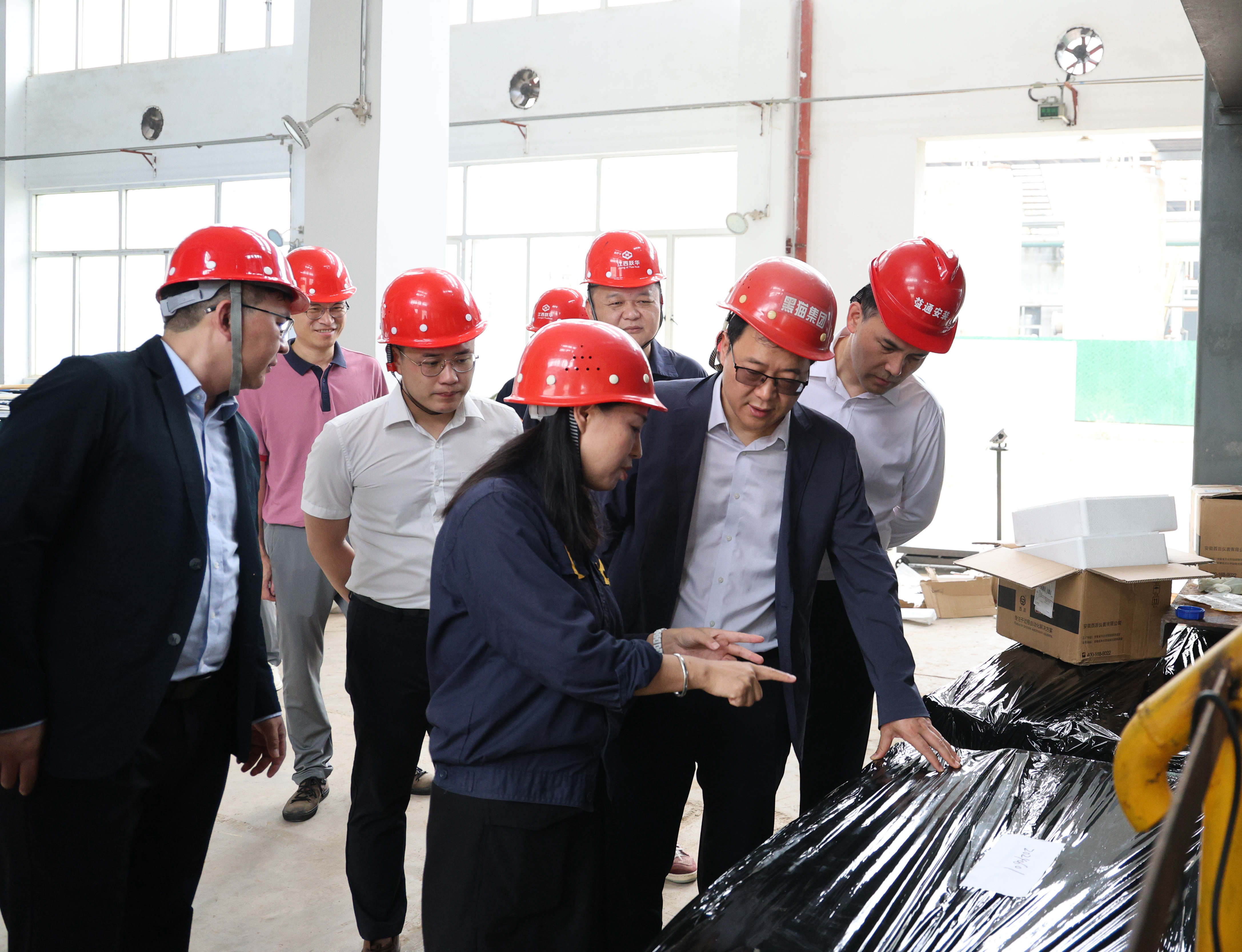 ͼ2 ����Ծ�������ֳ�.jpg