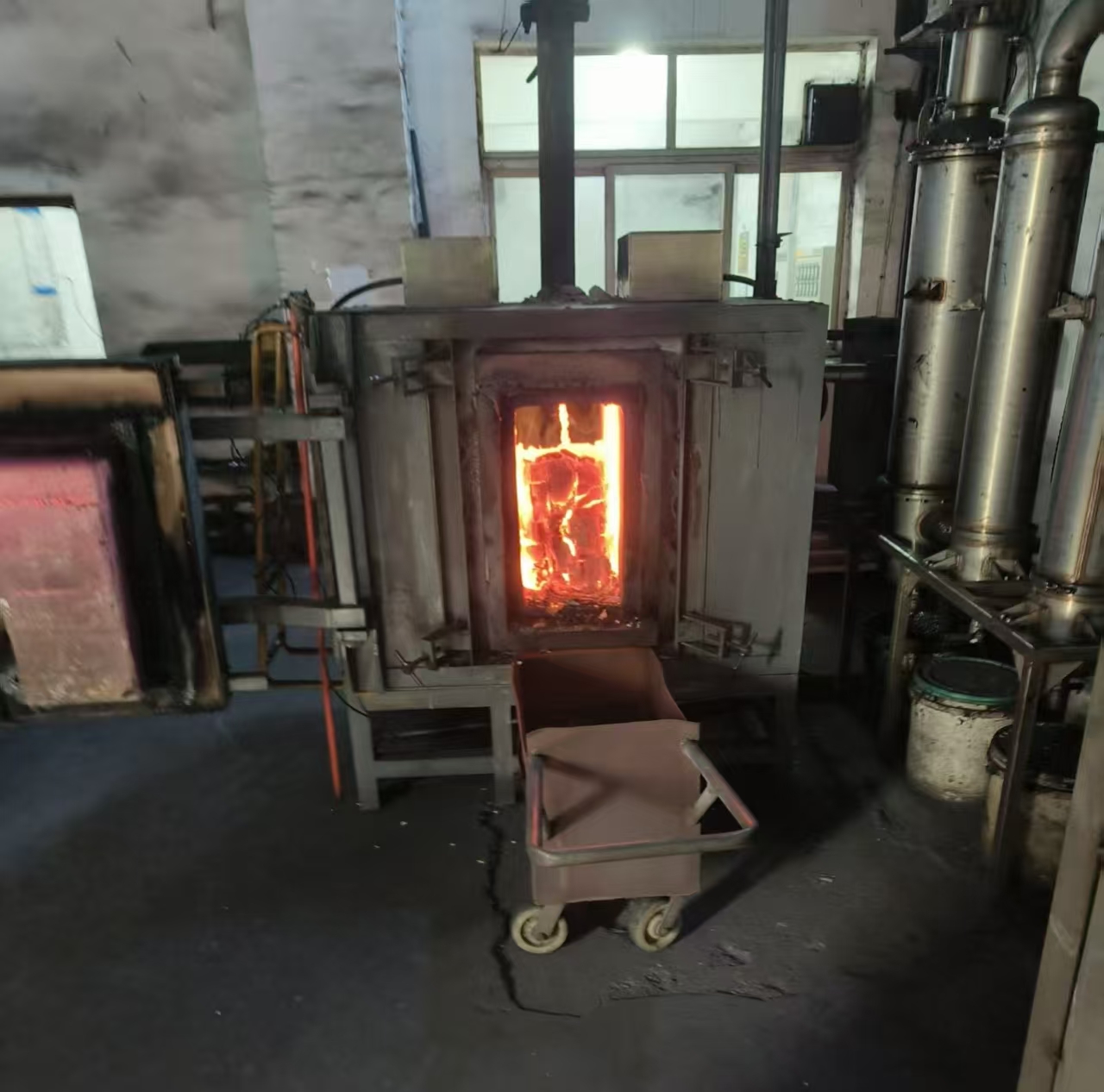 ƾ֤��ú�ƻ�����С��¯ʵ�� ������Դ��˾Ī����.jpg