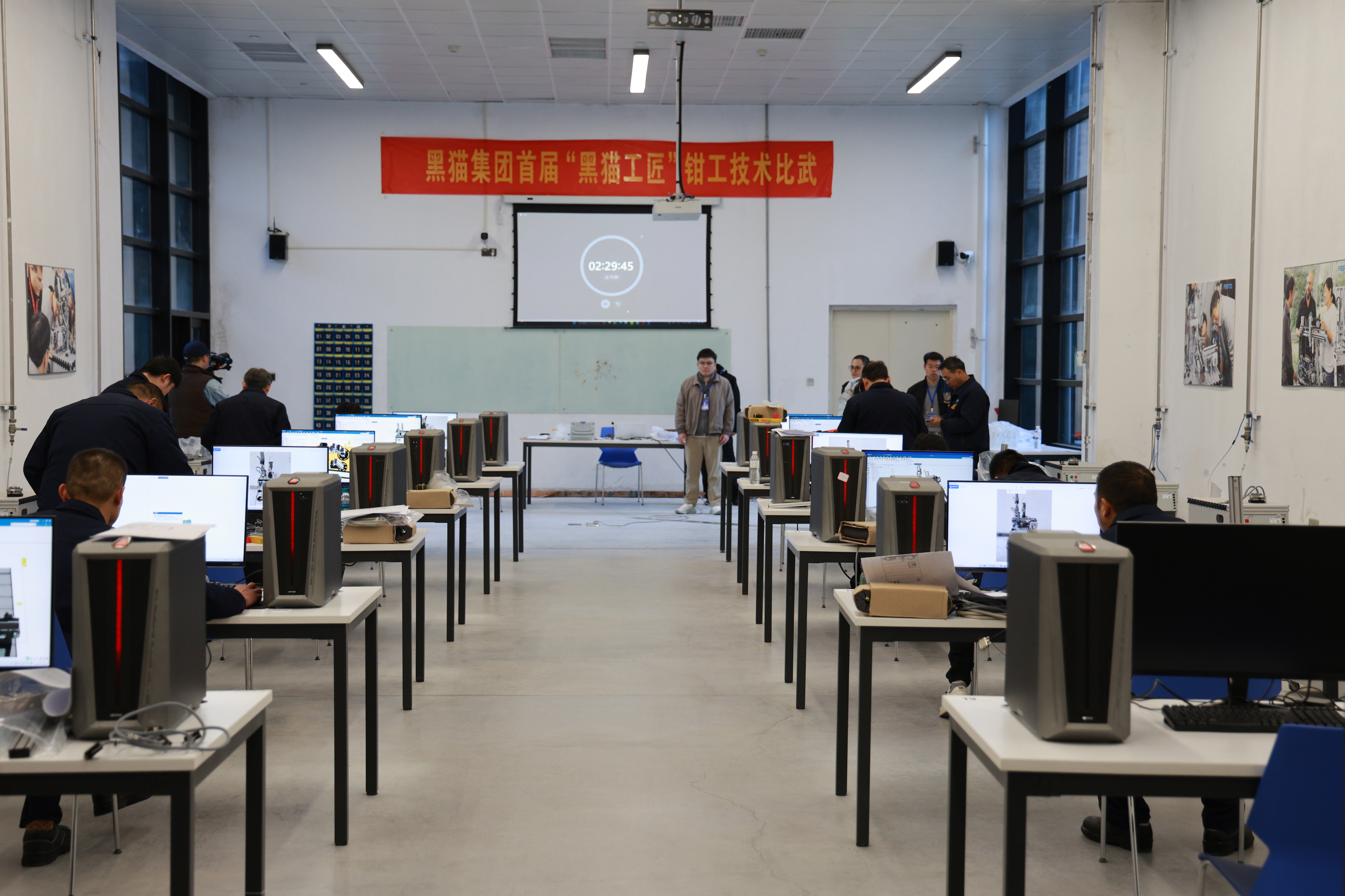 ͼ1 �����ֳ�.jpg